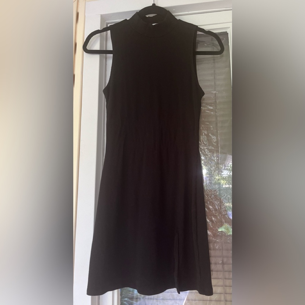 Reformation black ribbed mini dress, standup collar, side slit, sleeveless XS - Picture 5 of 8